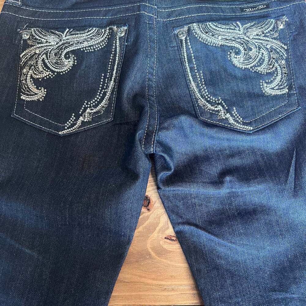 Miss Me Feather Wing Cross Embellished Mid Rise Bootcut Jeans Size 29 EUC - Picture 4 of 7